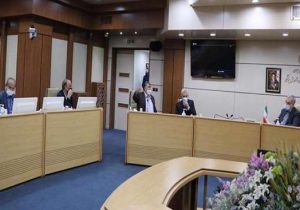 مسوولان عالی گیلان توجه بیشتر وزیر بهداشت به توسعه زیرساخت های بهداشت و درمان را خواستار شدند