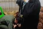 وقتی قامت فرمانده ارتش در برابر مقام مادر شهید خم می‌شود