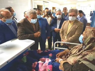 عیادت استاندار و رئیس دانشگاه علوم پزشکی گیلان از بیماران بیمارستان دکتر پیروز لاهیجان