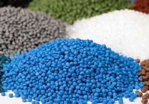 گیلان آماده توزیع کودهای شیمایی برای کشت دوم