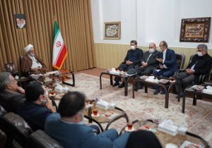 دیدار سرپرست دانشگاه علوم پزشکی گیلان با نماینده ولی فقیه در استان