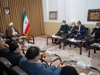دیدار سرپرست دانشگاه علوم پزشکی گیلان با نماینده ولی فقیه در استان