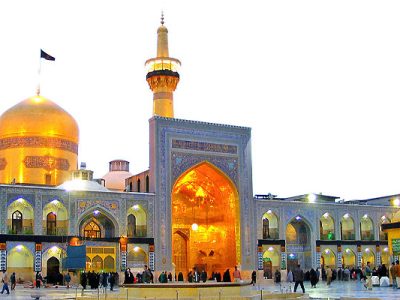 اینجا ماوایی برای دل های شکسته زائران است/التماس های گره خورده به «پنجره فولاد»