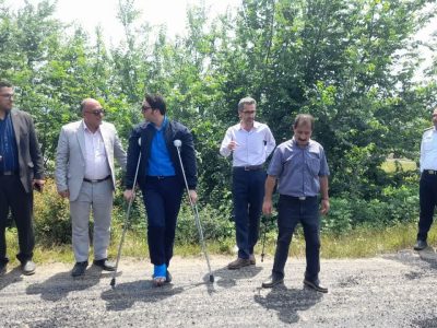 شهردار جهادی کلاچای پیش‌رو در نهضت آسفالت+تصاویر