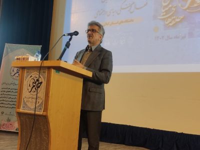 اعتماد به توانمندی و مدیریت دانشجویان باید همواره مورد توجه قرار گیرد