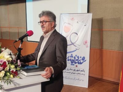 قدردان زحمات و جانفشانی های پزشکان و داروسازان هستیم