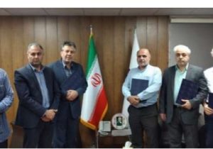 تجلیل مدیرعامل شرکت شهرک های صنعتی استان گیلان از همکاران ایثارگر در هفته دفاع مقدس