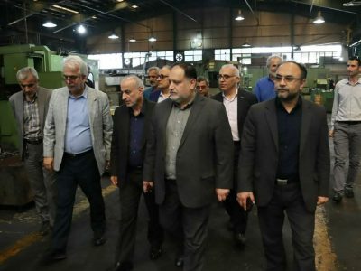 علیرغم وجود مشکلات، تولید کنندگان یک قدم به عقب ننشسته اند/۷۴ واحد صنعتی شاخص و صادرات محور در لاهیجان فعالیت دارند