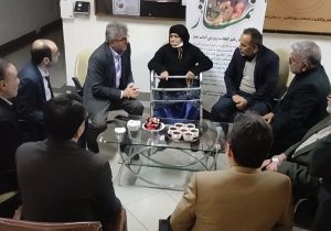 مادر یک شهید خانه‌اش را وقف سلامت جامعه کرد