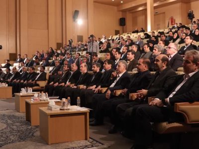 قدردانی وزیر نیرو از مدیر عامل برق گیلان به منظور اشاعه فرهنگ مصرف بهینه برق