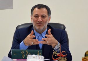 هیچ مدیری حق ندارد دفترش را به‌سوی رسانه‌ها ببندند