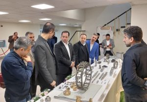 هم‌افزایی صنعتگران و دخانیات گیلان با تأکید بر بومی‌سازی قطعات و رویکرد دانش‌بنیان