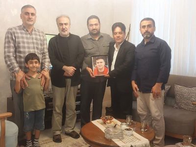 دیدار خدام موکب پزشکی شهیده نبوی‌نیا با خانواده شهید لطیفی